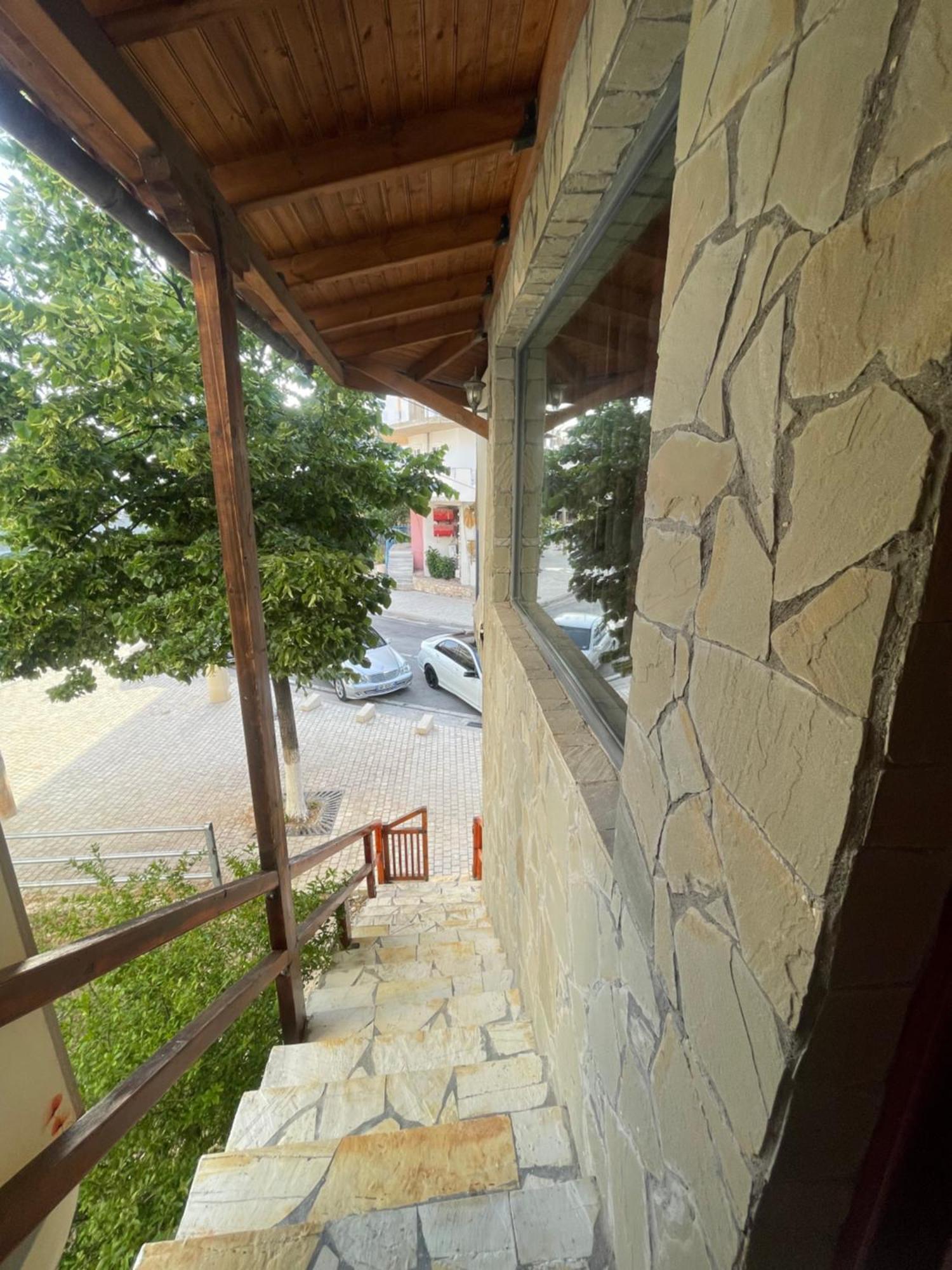 Cozy Saranda